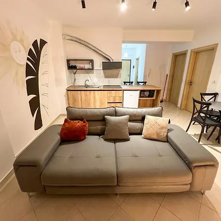 Azure Dream Durrës