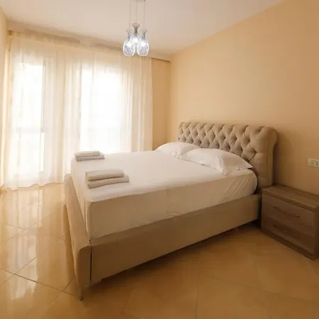 Azure Dream Durrës